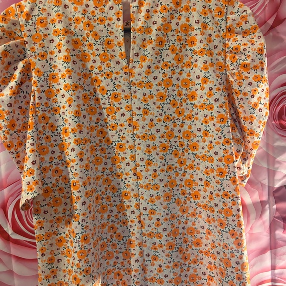 Top - Picture 4 of 7